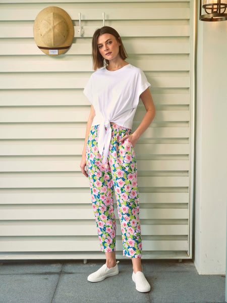 How to Style Floral Pants