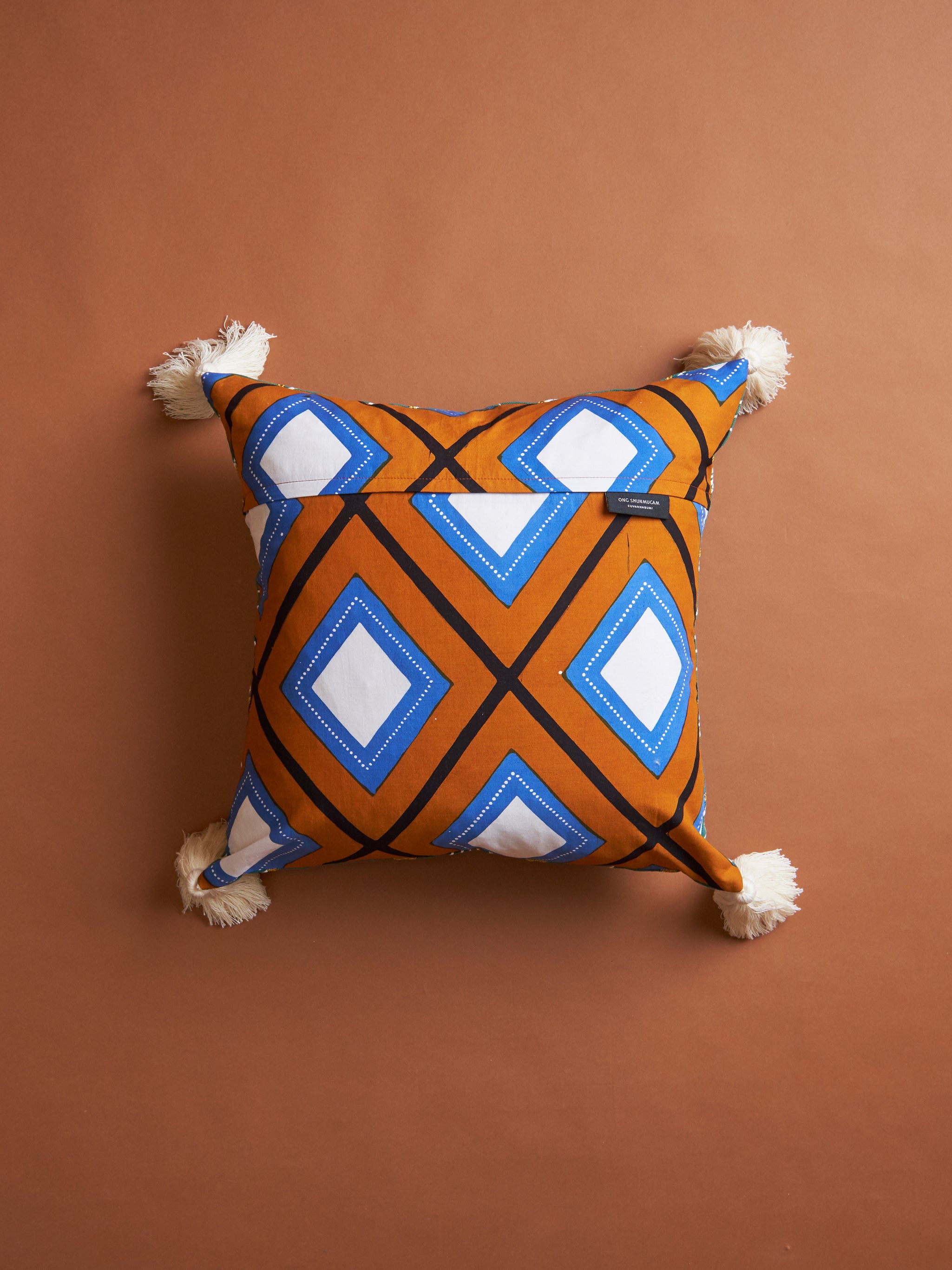 Carbon Cushion