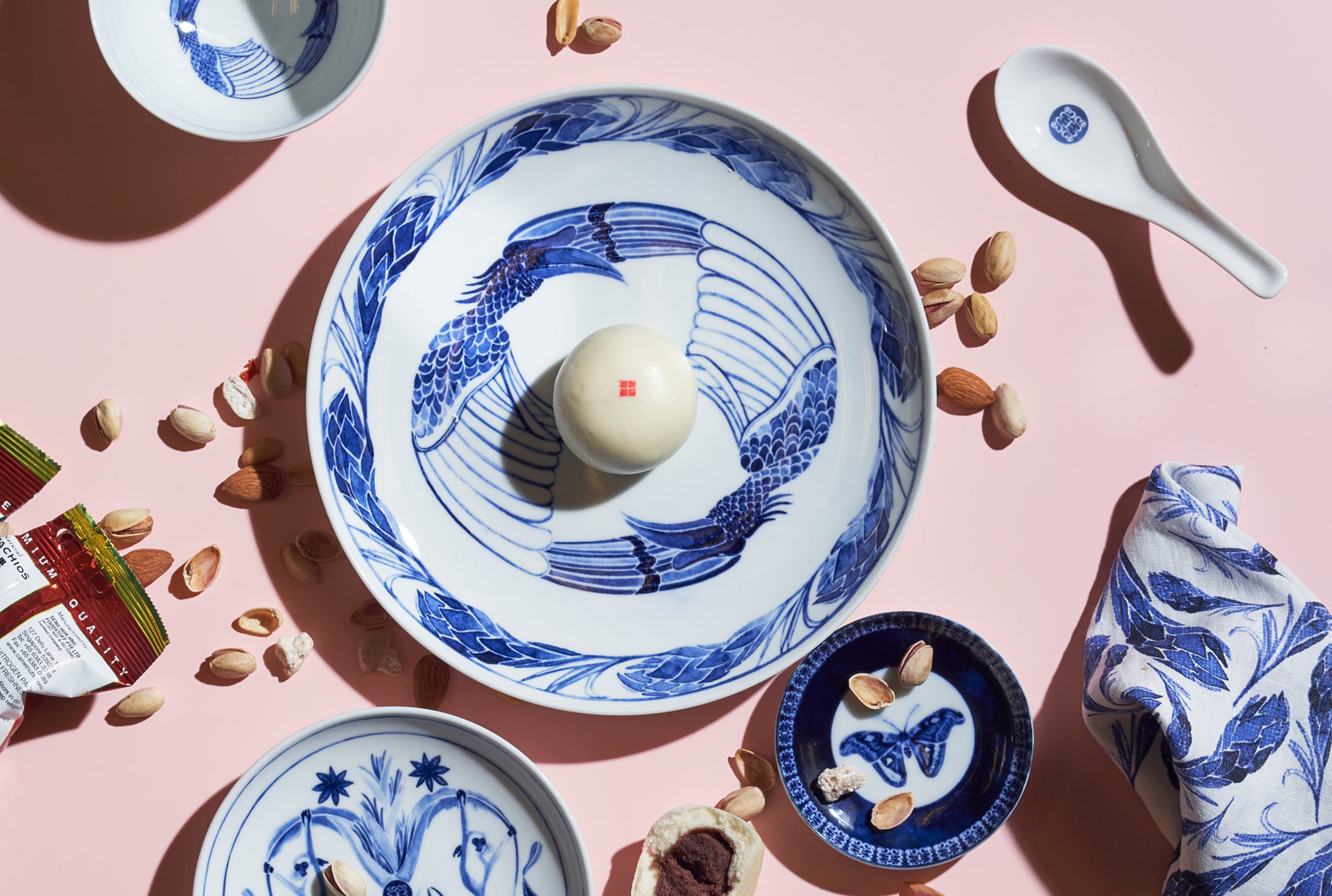 Rhinoceros Hornbill Main Plate