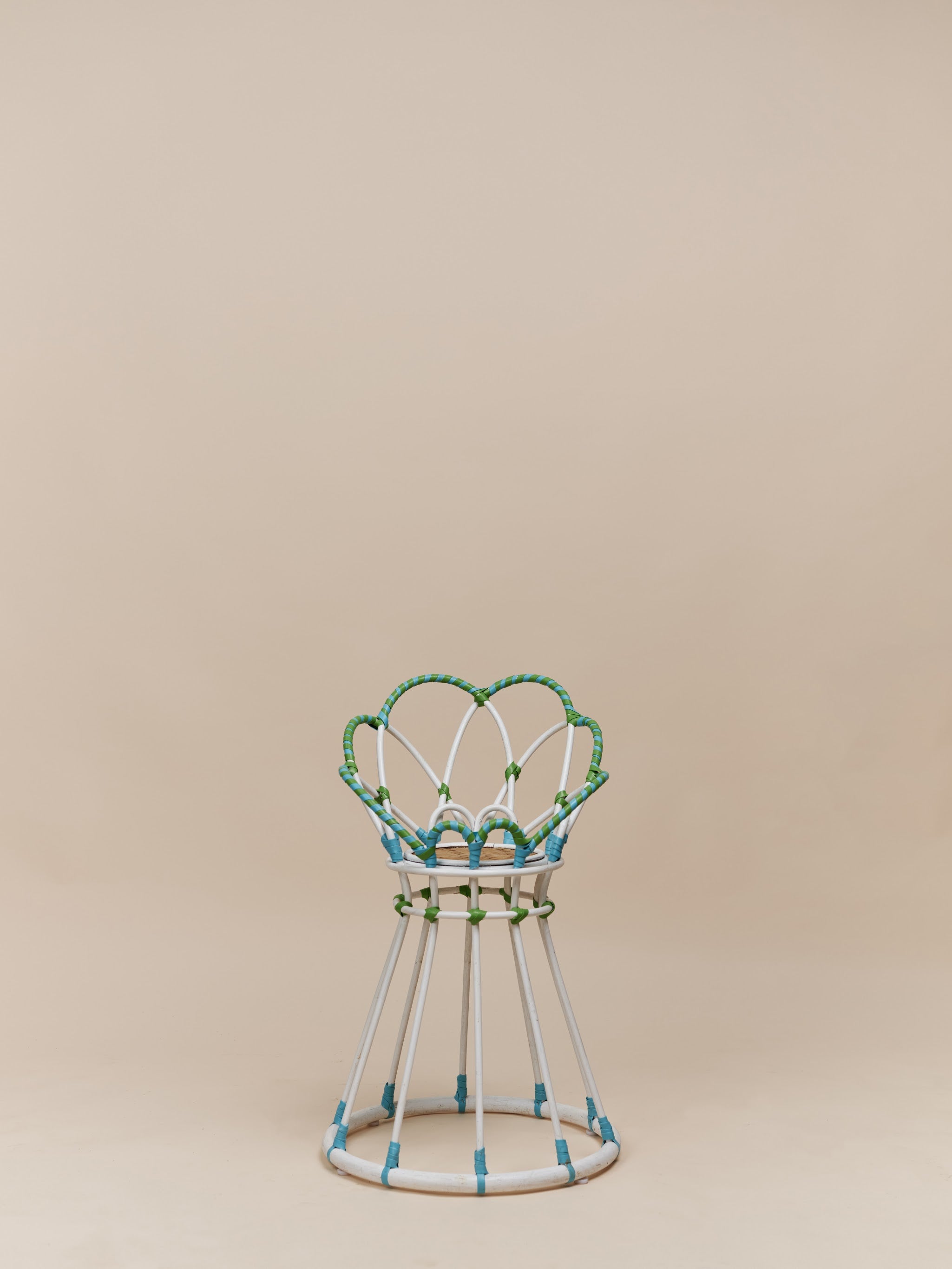 Standing Planter (White)