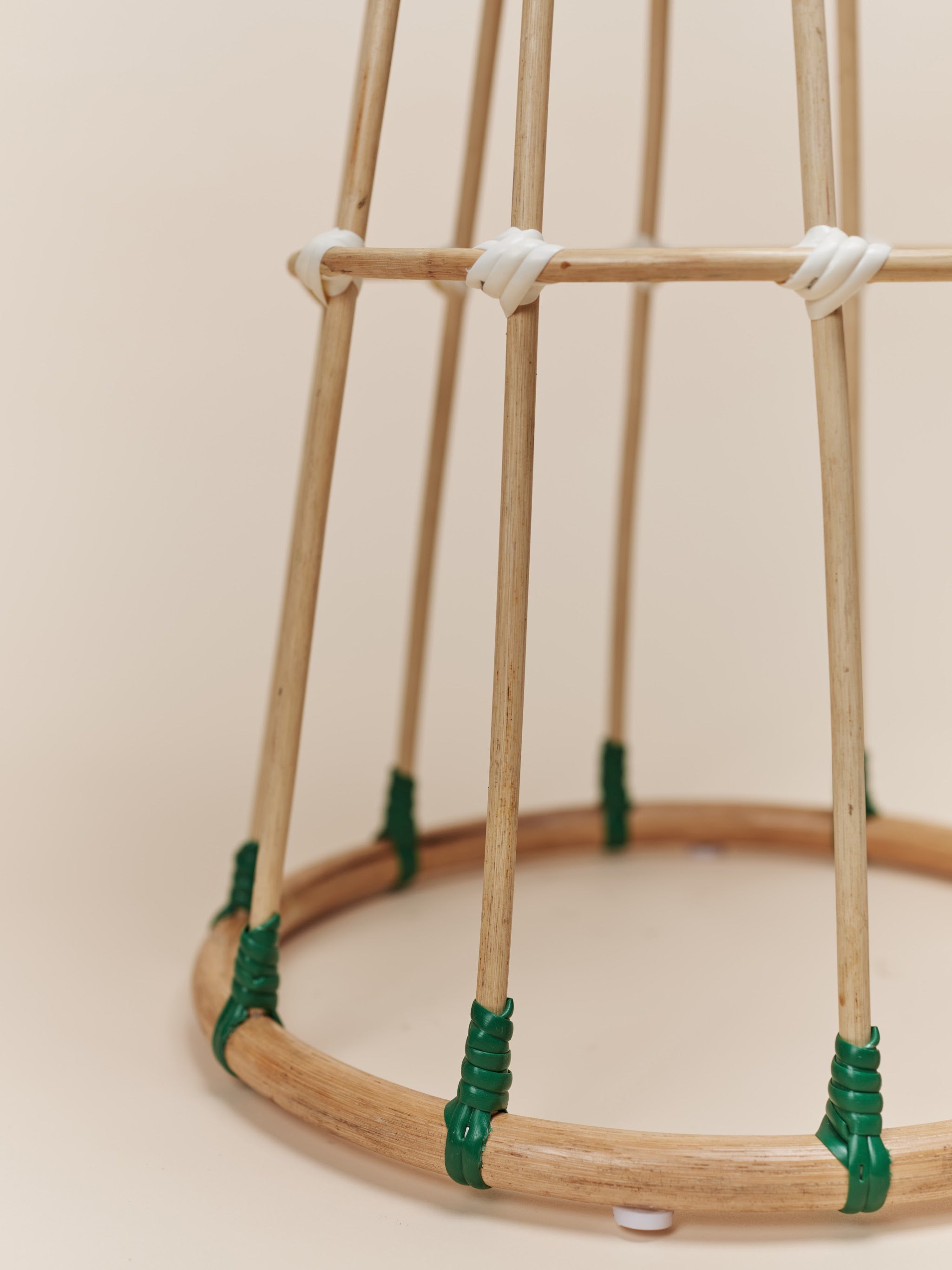 Standing Planter (Natural)